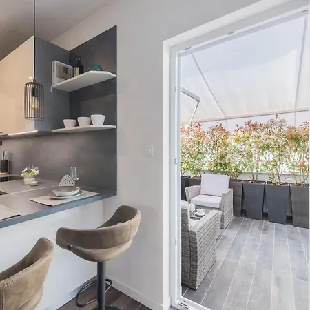 Lucija Апартаменти